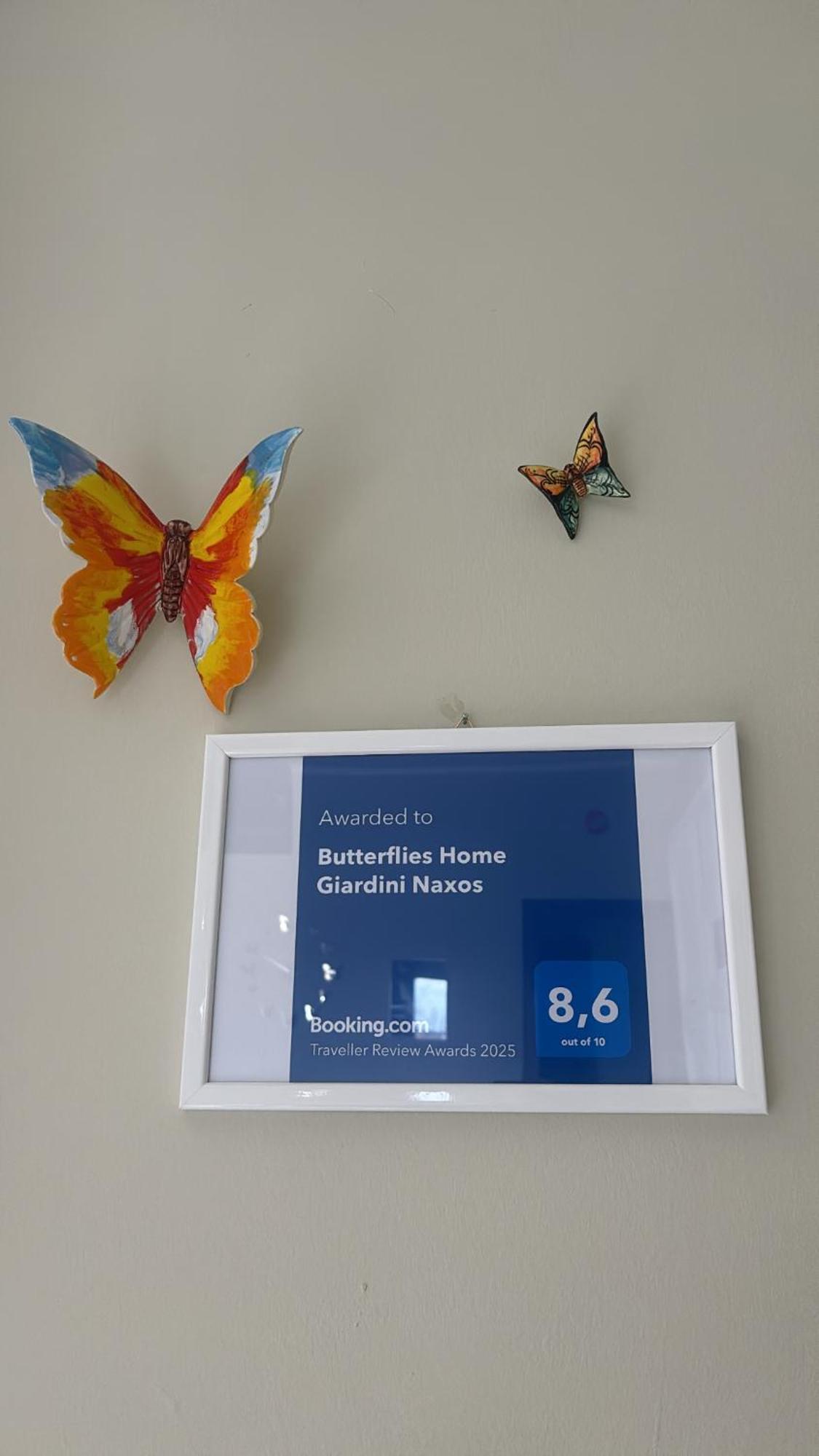Appartamento Giardini Naxos Butterflies Home Schiso Exterior photo